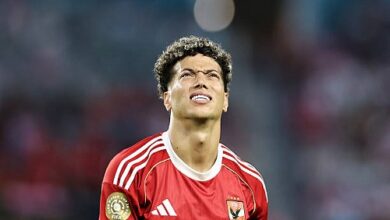 إمام عاشور يعود للمشاركة مع الأهلي بعد نهاية عقوبته