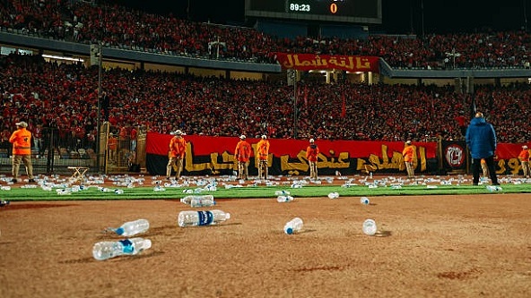 الأهلي: نرفض ما حدث في ستاد القاهرة.. وجماهير الجيش الملكي وراء تفاقم الأمور