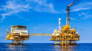 الحكومة تطمئن المواطنين: لدينا تنوع في مصادر الغاز ومخزون آمن من المنتجات البترولية