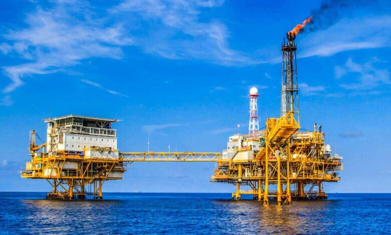 الحكومة تطمئن المواطنين: لدينا تنوع في مصادر الغاز ومخزون آمن من المنتجات البترولية