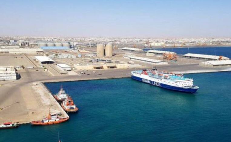 تداول 52 ألف طن بضائع عامة ومتنوعة بموانئ البحر الأحمر