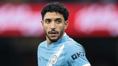 تقارير: برشلونة يحدد سعر التعاقد مع مرموش من مانشستر سيتي