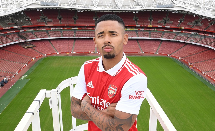 جيسوس يختار أسطورته البرازيلية المفضلة