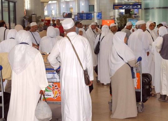 طوارئ بالسياحة لإنهاء إجراءات رحلات عمرة العشر الأواخر من رمضان وختم القرآن