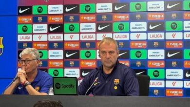 هانز فليك: مواجهة نيوكاسل يونايتد صعبة وبرشلونة يعاني من الإصابات