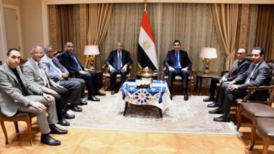 وزير الشباب والرياضة يستقبل مجلس إدارة النادي الإسماعيلي ويتلقى التهنئة