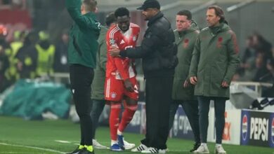 إصابة ديفيز تربك استعدادات كندا لكأس العالم