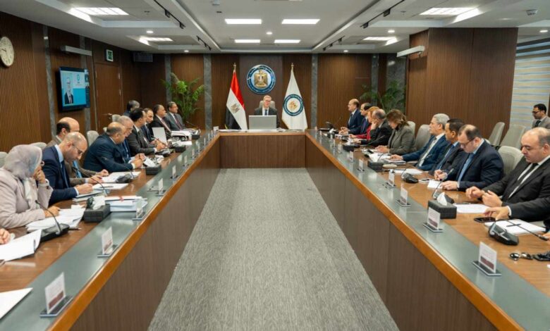 القابضة للبتروكيماويات: خطة لتنفيذ 10 مشروعات بطاقة 7.5 مليون طن وتوطين أكثر من 20 منتجا باستثمارات 11 مليار دولار