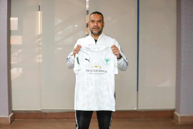 المصري بالأبيض امام شباب بلوزداد بالأحمر في دور الثمانية بالكونفدرالية