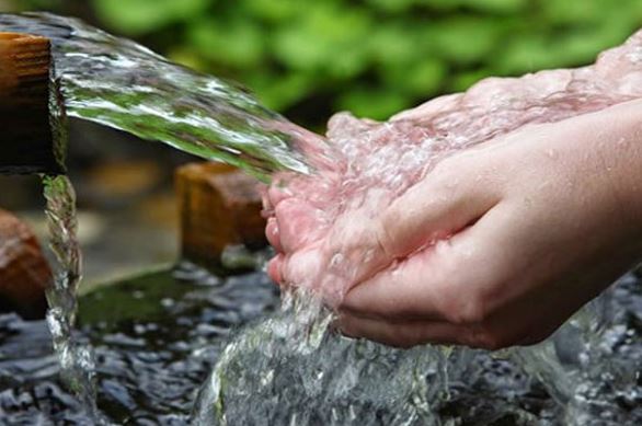 اليوم العالمي للمياه.. أزمة الندرة تفرض أعباء مضاعفة على النساء