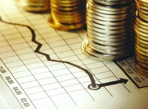 خبراء اقتصاد: المملكة المتحدة تستبعد خفض أسعار الفائدة وسط الحرب في الشرق الأوسط