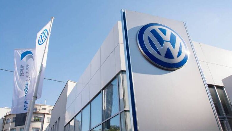 رئيسة مجلس عمال فولكس فاجن ترى مشروعات التسليح خيارا لمصنع أوسنابروك