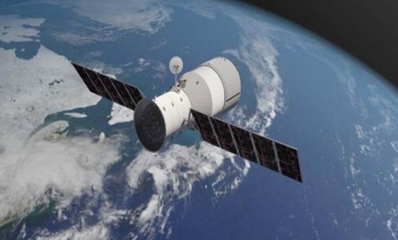 سقوط قمر اصطناعي قديم لوكالة ناسا عائدا إلى الأرض
