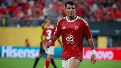 عمرو زكي: هاني والشناوي بلا تأثير.. وزيزو لم يقدم شيئًا مع الأهلي