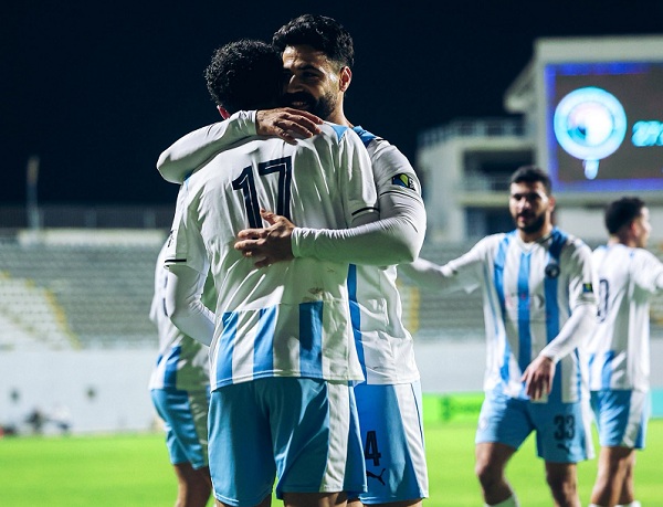 فيستون ماييلي يقود هجوم بيراميدز أمام الجيش الملكي في دوري الأبطال