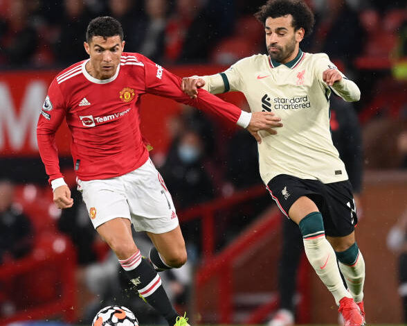 كاراجر: صلاح يغادر متفوقًا على رونالدو في قائمة عظماء الدوري الإنجليزي