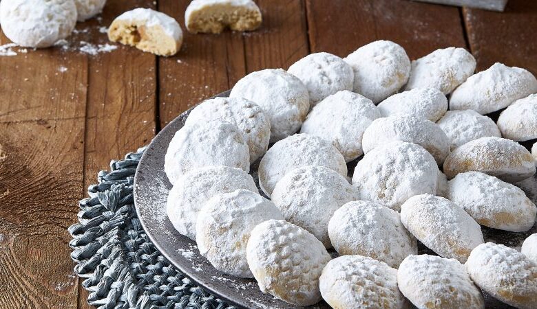 كحك العيد.. تراث مصري قديم يواجه موجة التجديد والاستهلاك