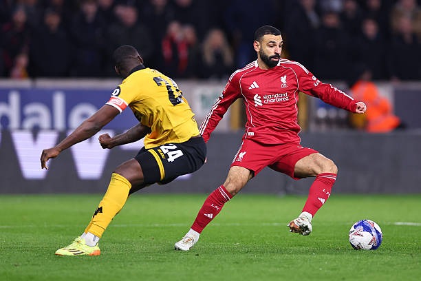 ليفربول يتواصل مع موسى ديابي لتعويض رحيل محمد صلاح