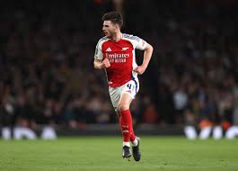 أرتيتا يثير الغموض حول مشاركة رايس مع أرسنال أمام لشبونة