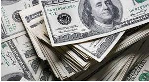 الثلاثاء 21 أبريل 2026.. الدولار يتراجع 21 قرشا بالبنوك المحلية في ختام التعاملات