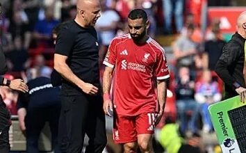 تقارير: جاهزية محمد صلاح لموقعة برينتفورد لم تُحسم بعد