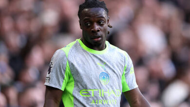 دوكو: سباق لقب الدوري الإنجليزي ما زال في متناول مانشستر سيتي