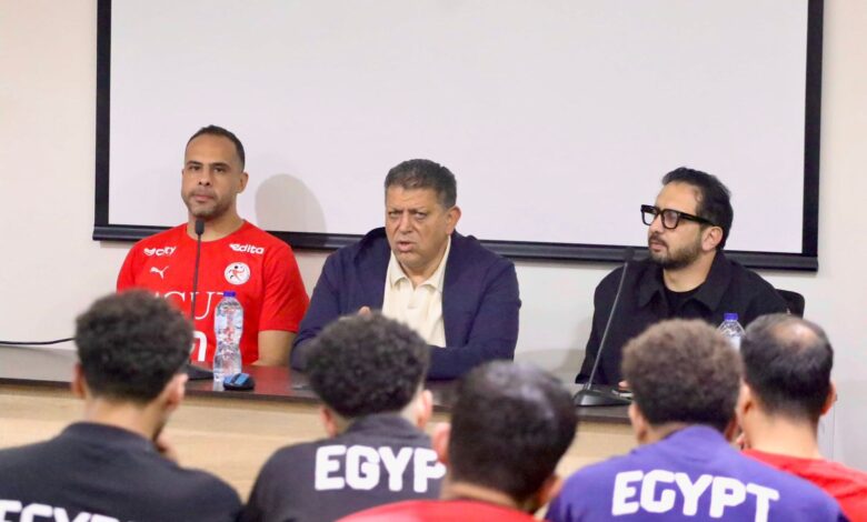 رئيس اتحاد اليد يهنئ منتخب 2008 ببرونزية البحر المتوسط