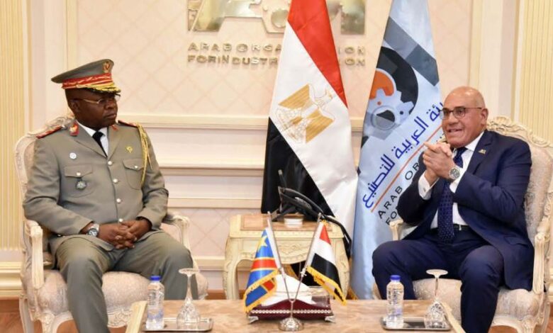رئيس العربية للتصنيع يبحث مع رئيس الأركان الكونغولية تعزيز التعاون في كل مجالات التصنيع