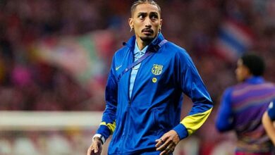 رافينيا يعتذر عن إشارته لجماهير أتلتيكو مدريد بعد خروج برشلونة من دوري أبطال أوروبا