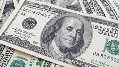 رويترز: الدولار يرتفع على وقع فشل محادثات السلام بين أمريكا وإيران