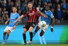 نابولي يخطف الوصافة من ميلان بانتصار ثمين في الدوري الإيطالي