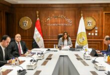 وزيرة التنمية المحلية والبيئة تتابع الموقف التنفيذي لمنظومة التصالح على بعض مخالفات البناء في المحافظات