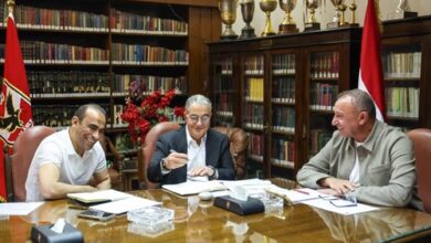 وسط أنباء غضبه.. الخطيب يستعرض تطورات ملف الكرة مع ياسين منصور وعبد الحفيظ