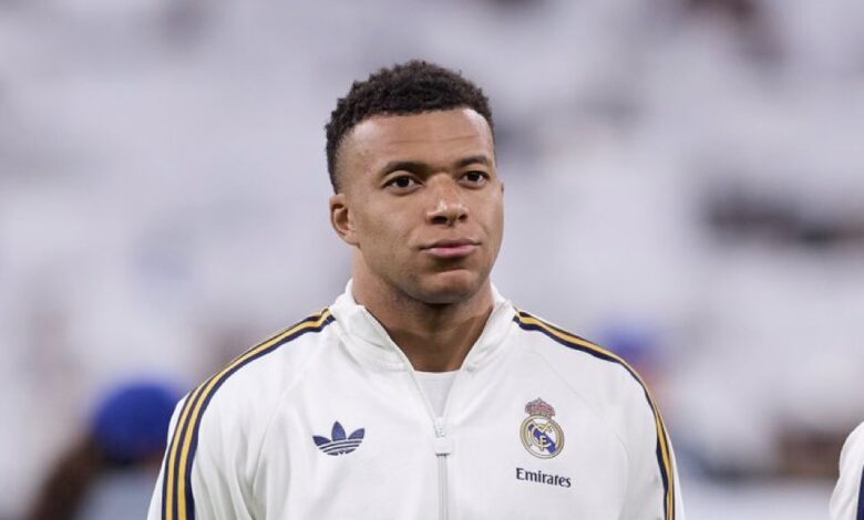 مبابي يثير القلق في ريال مدريد قبل الكلاسيكو